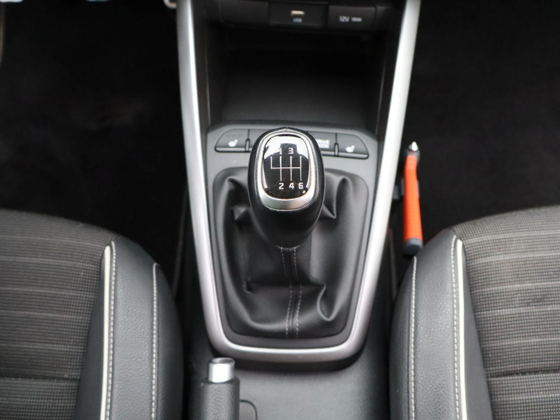 Kia-Stonic-image-9