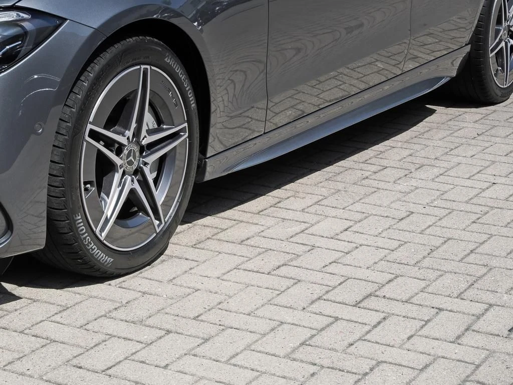 Mercedes-Benz-C-Klasse 300 d-image-6