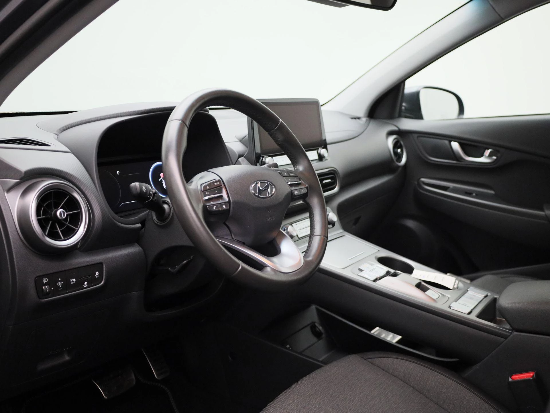 Hyundai-Kona-image-28