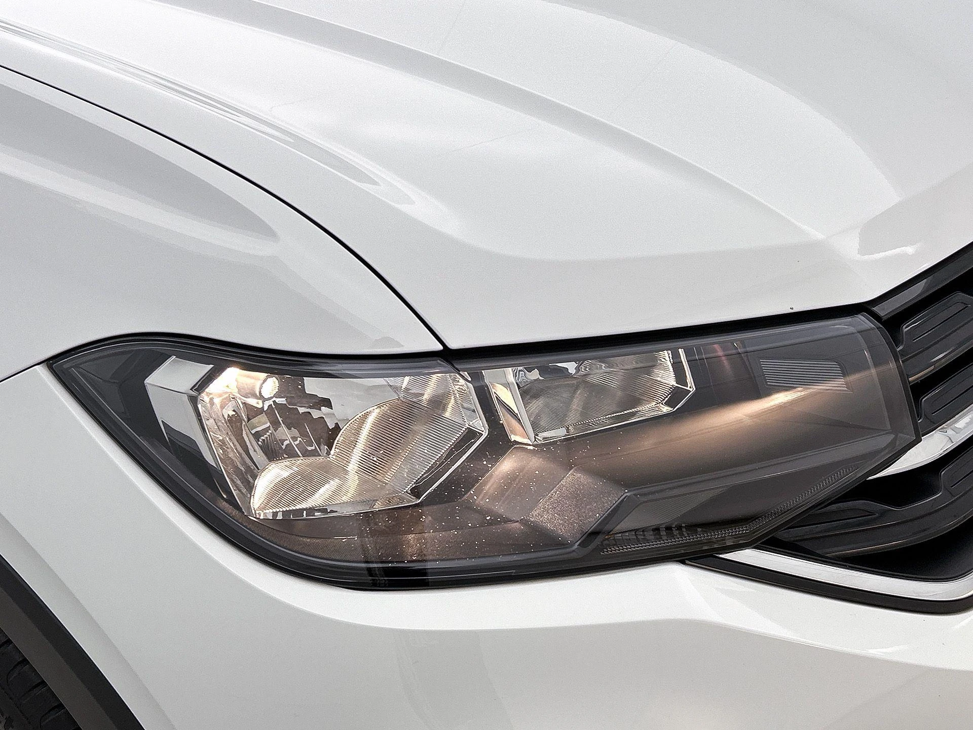 Volkswagen-T-Cross-image-13