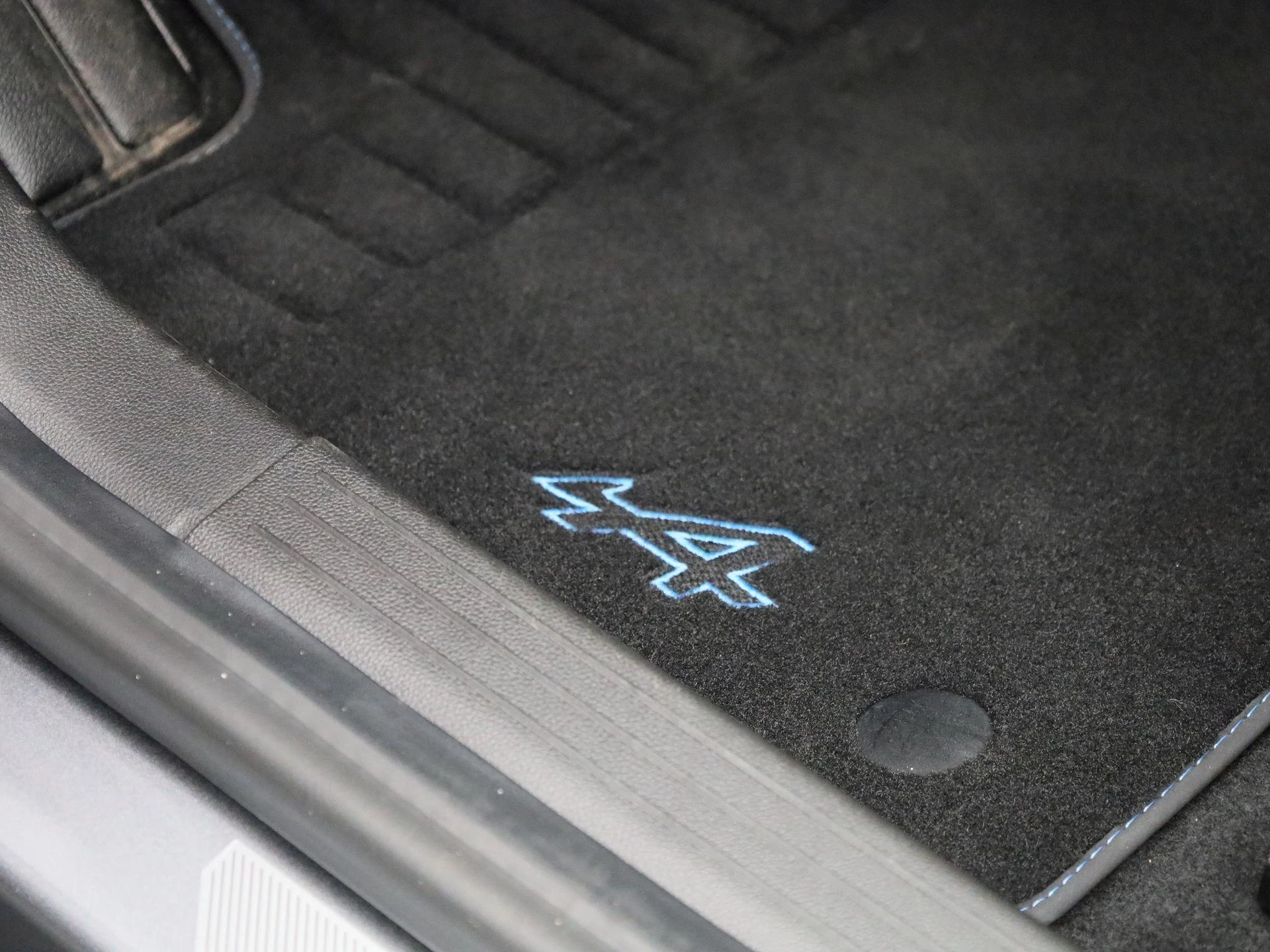 Renault-Clio-image-33