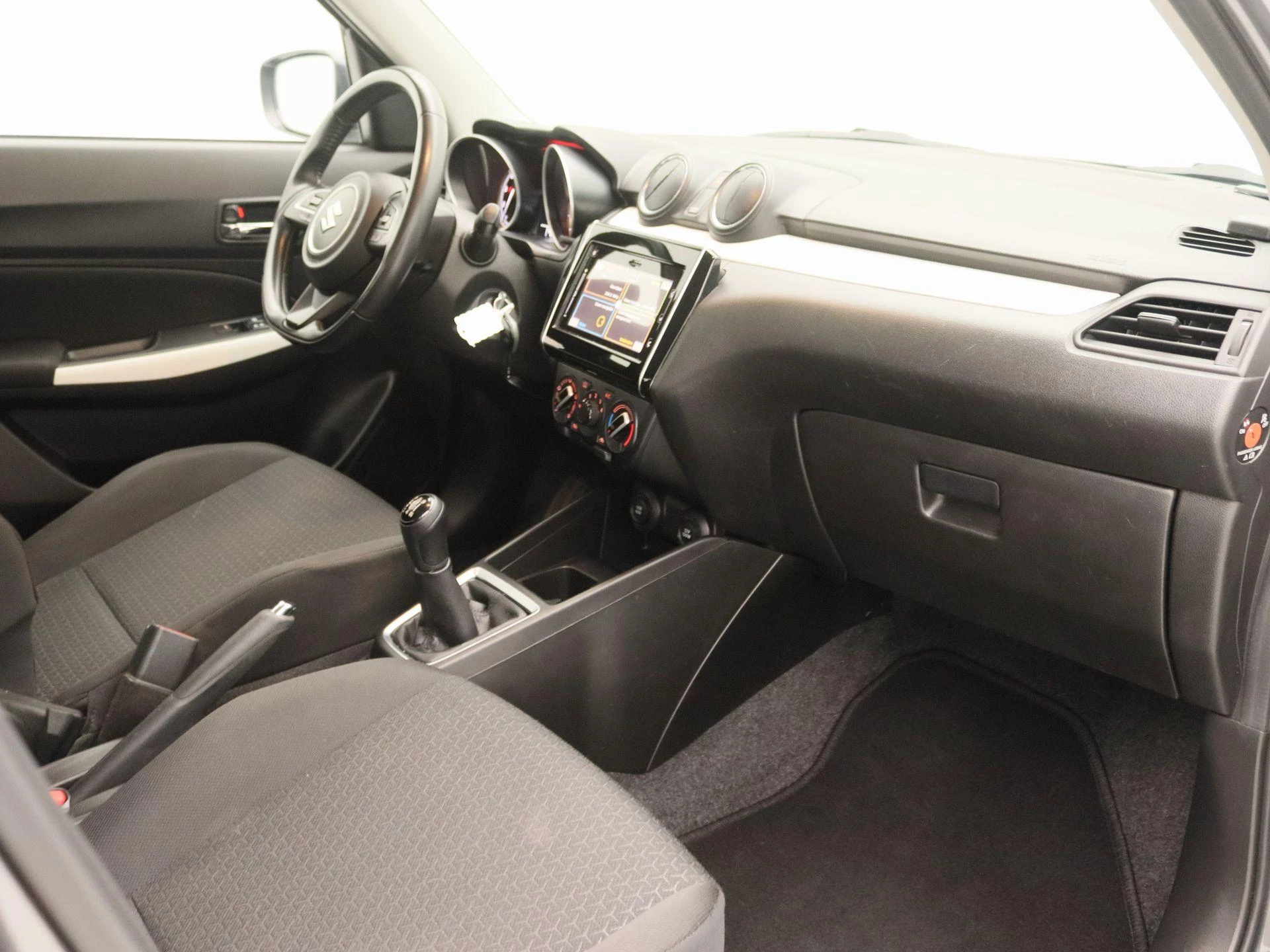 Suzuki-Swift-image-21