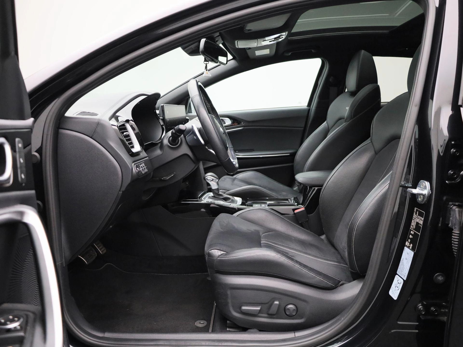 Kia-ProCeed-image-11