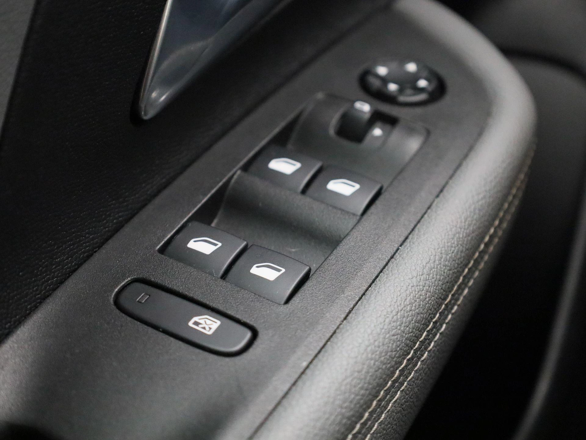 Opel-Mokka-image-27