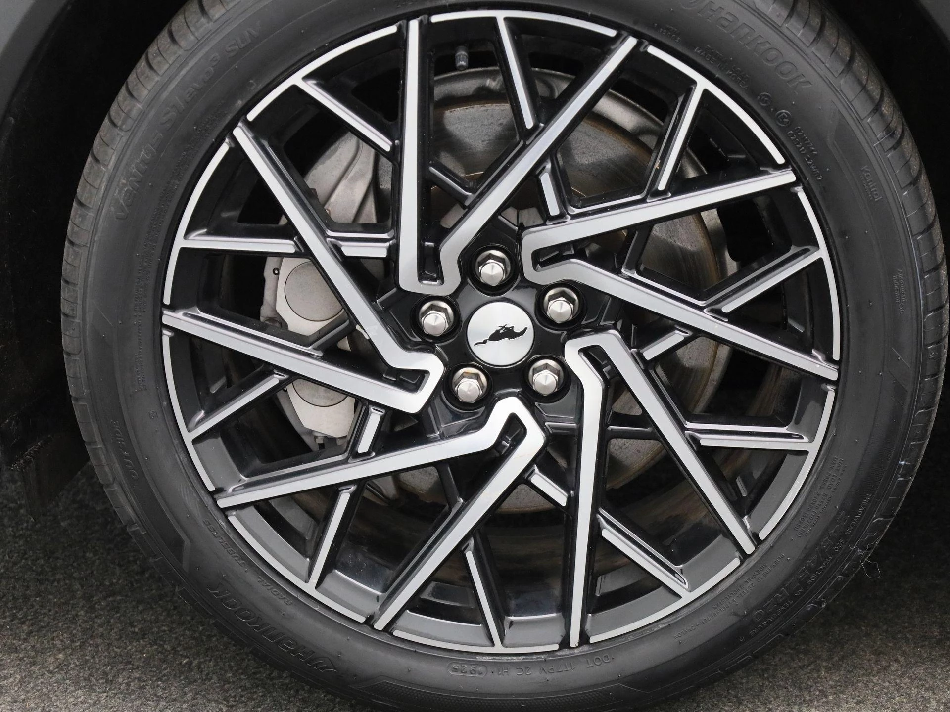 Ford Mustang Mach-E Extended RWD 98 kWh