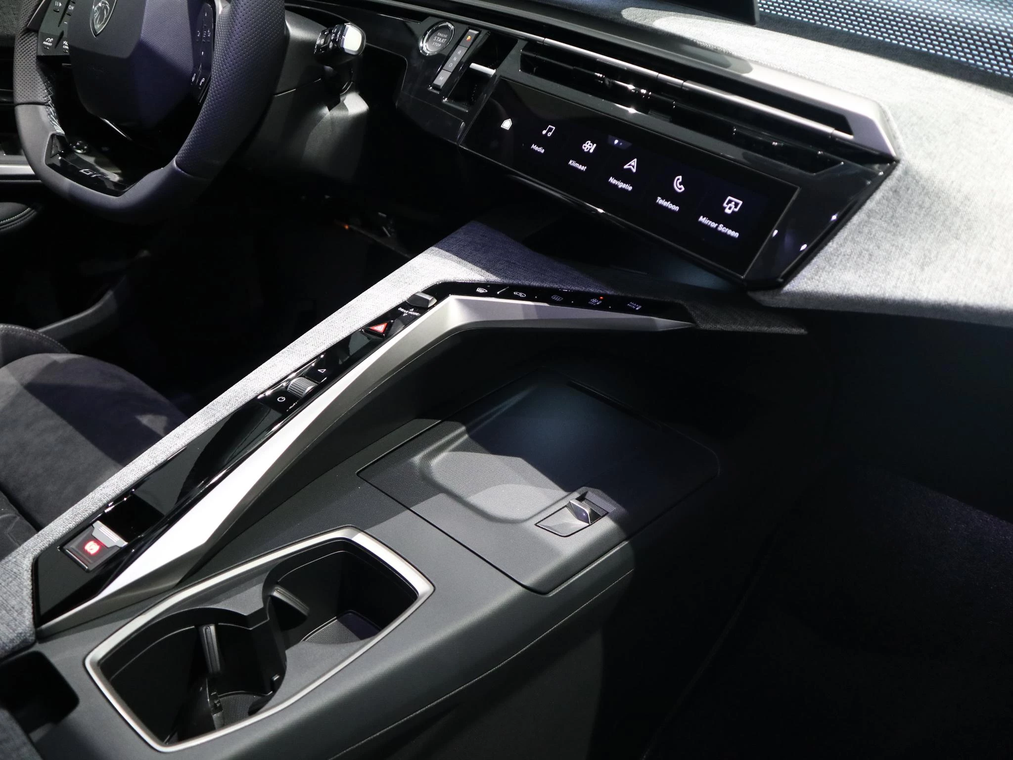 Peugeot-5008-image-19