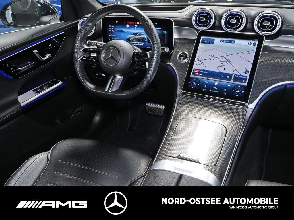 Mercedes-Benz GLC 300 d 4M AMG 360 ACC AHK HUD TEMPOMAT PDC AMG Line