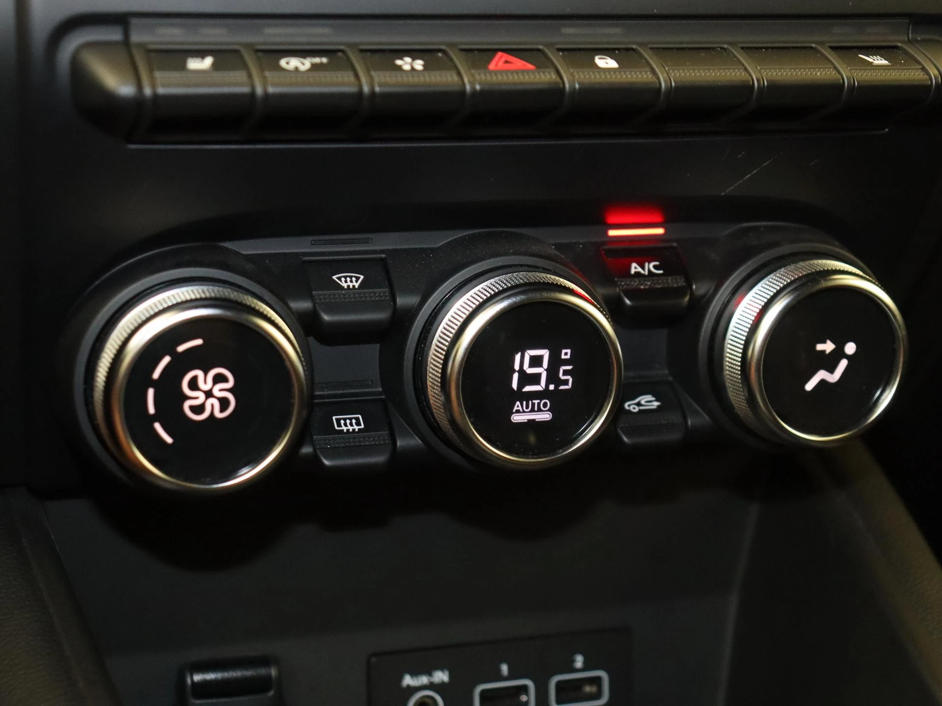 Renault-Captur-image-18
