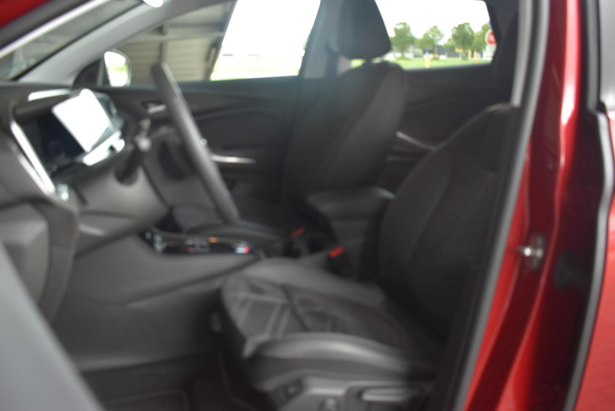 Opel-Grandland-image-10
