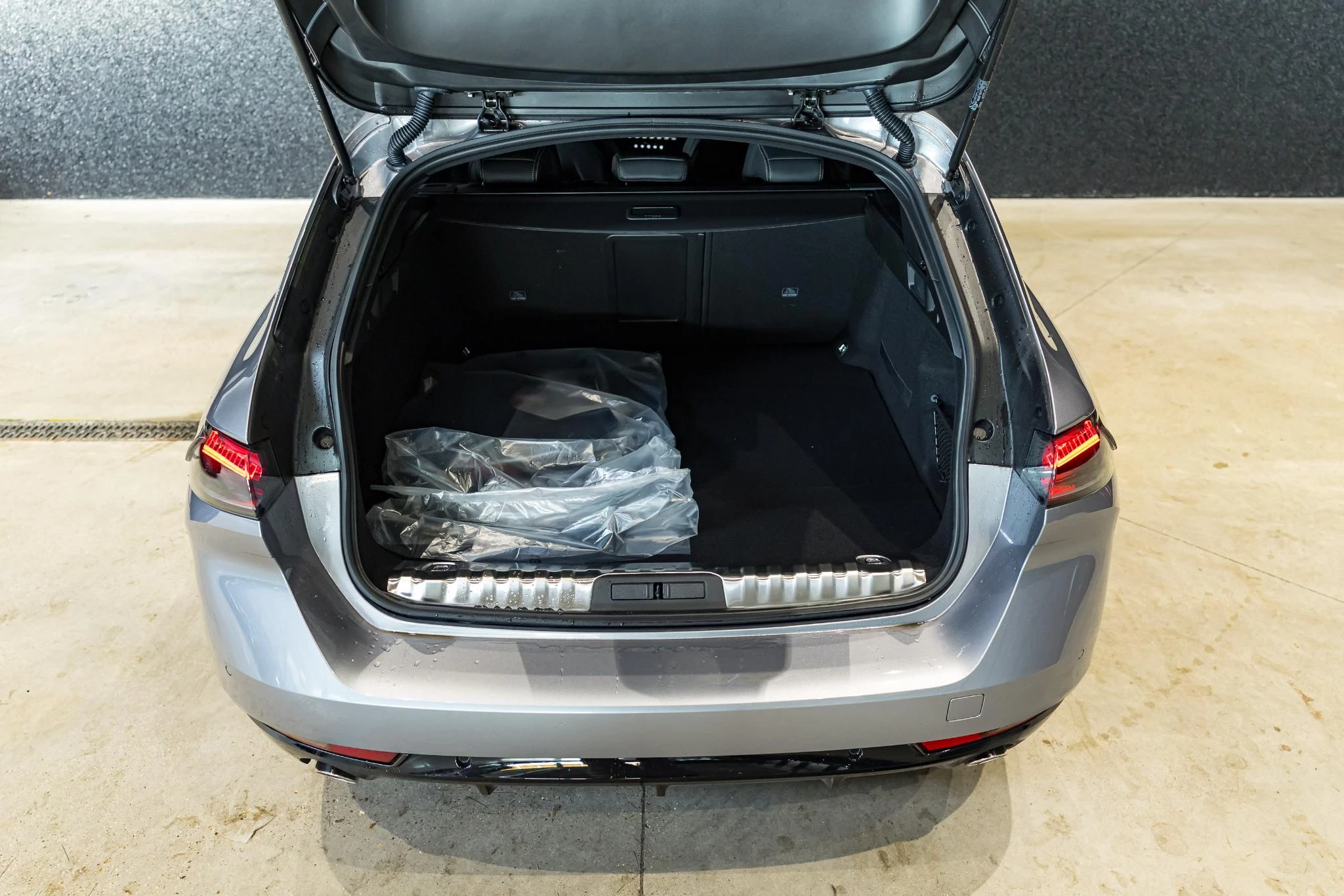 Peugeot 508 SW 1.6 Hybrid 225 e-EAT8 Allure