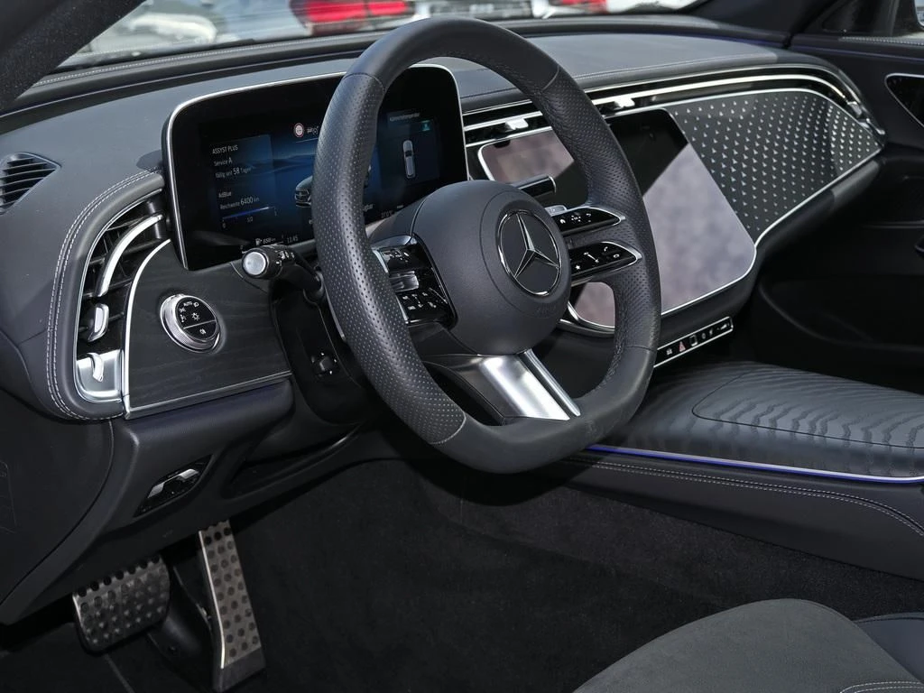 Mercedes-Benz-E-Klasse 220-image-9