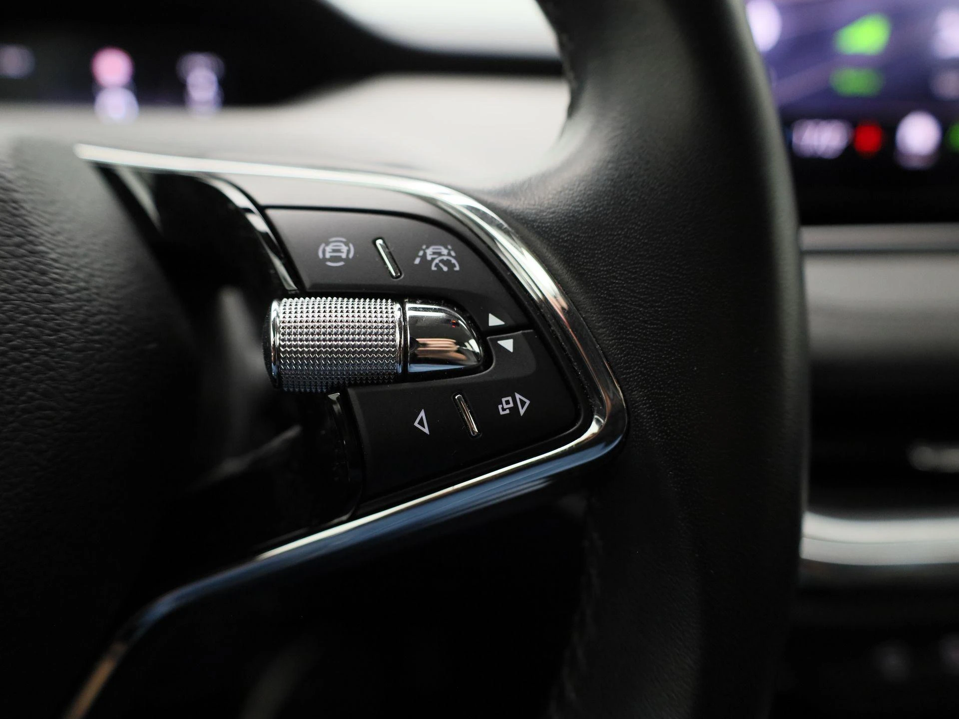 Škoda-Enyaq iV-image-15