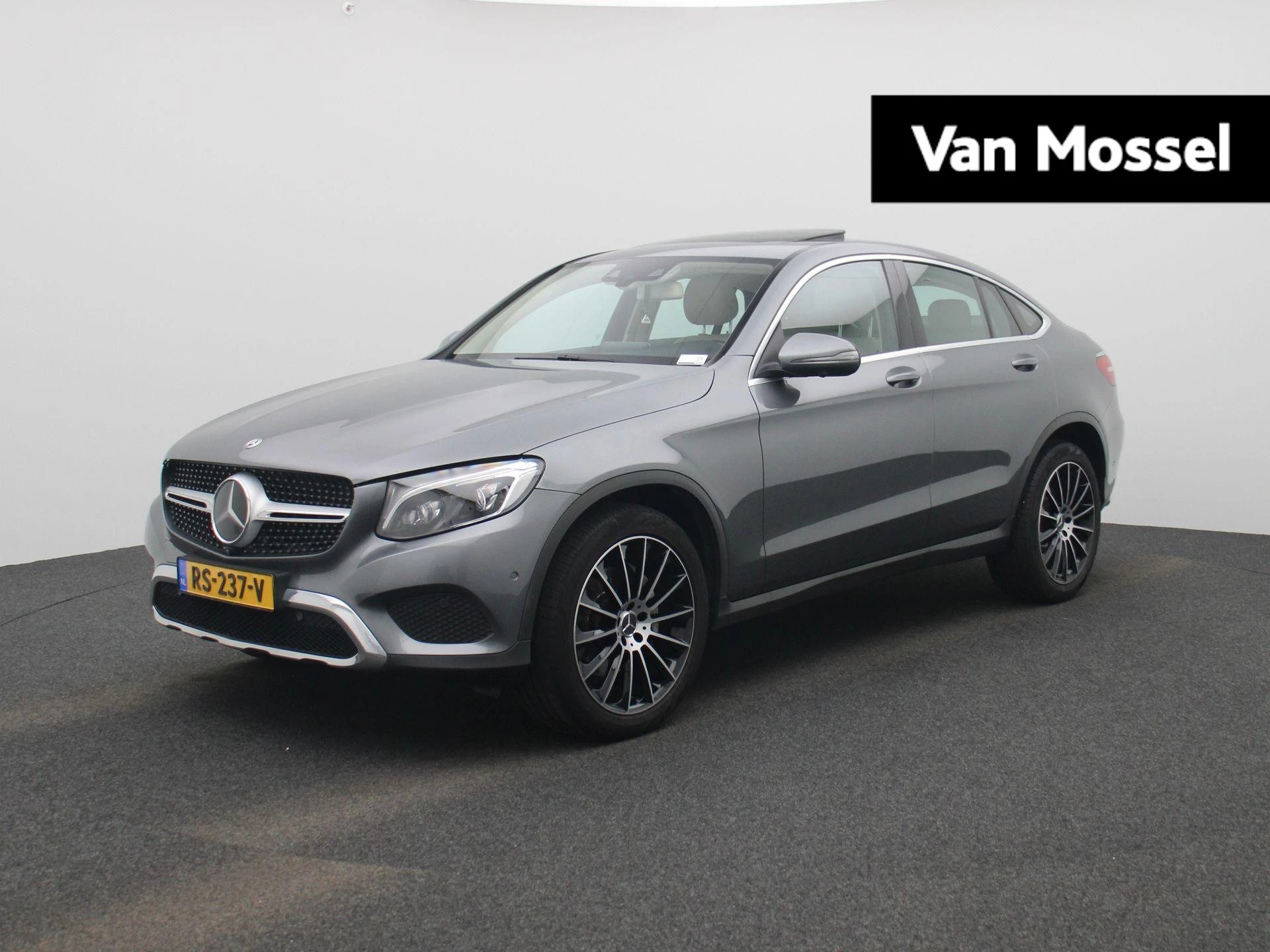 Mercedes-Benz-GLC-image-0