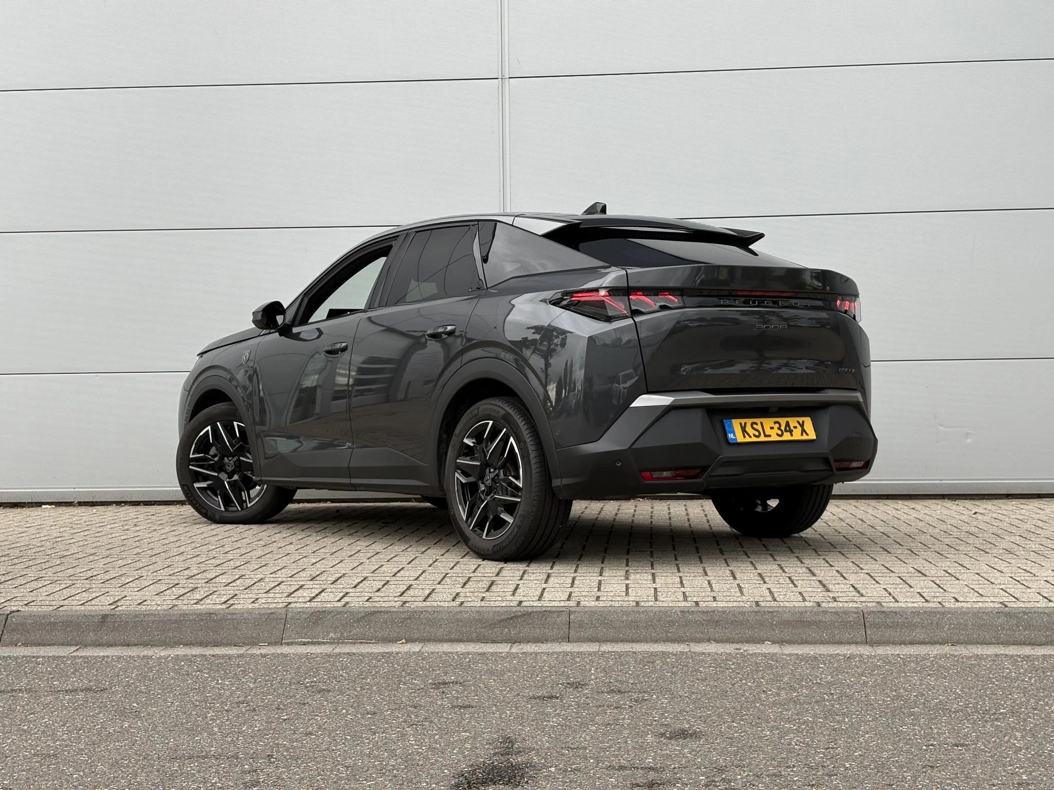 Peugeot-3008-image-2