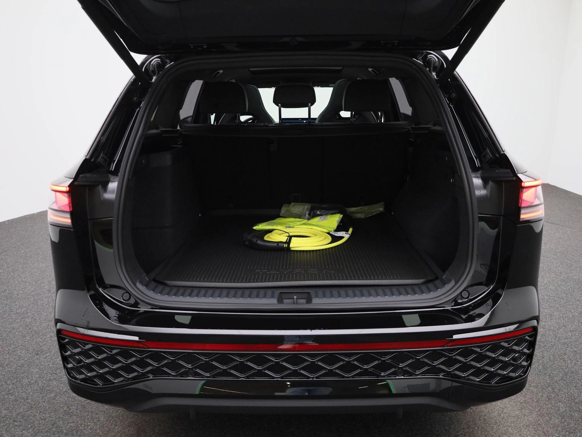 Volkswagen-Tayron-image-11