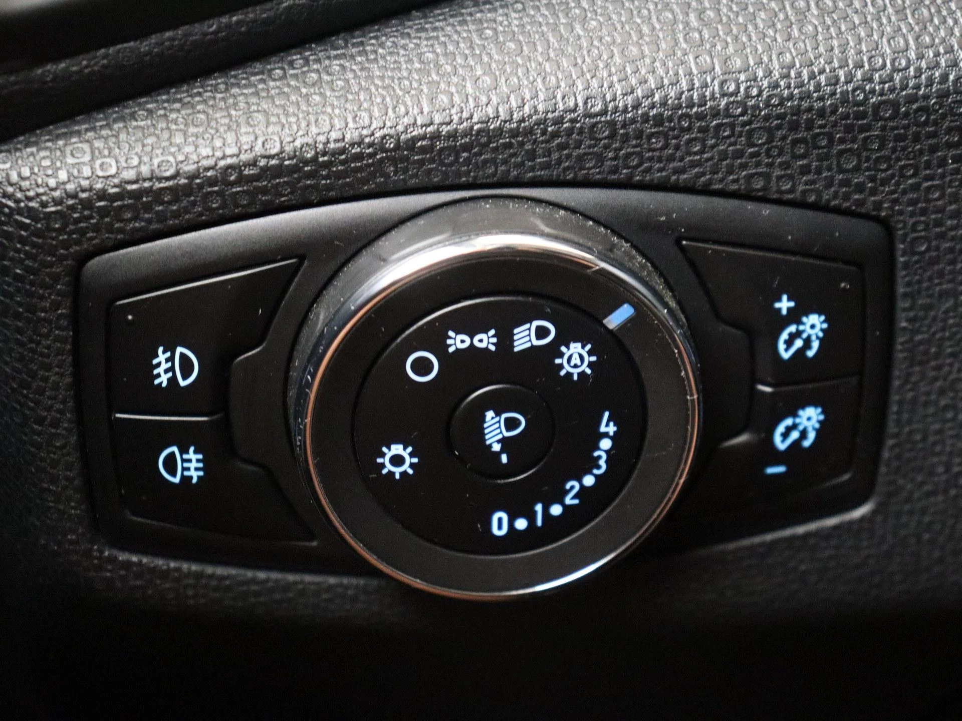 Ford-EcoSport-image-22