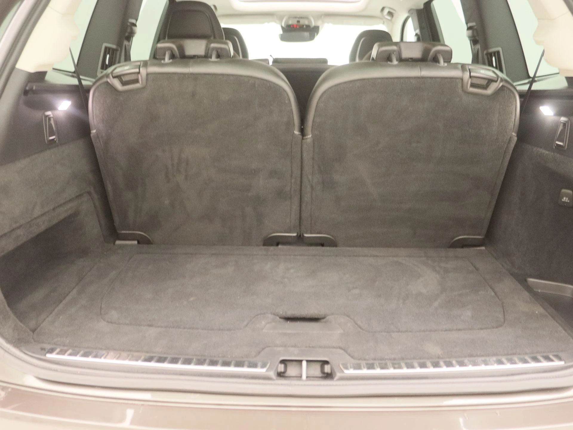 Volvo-XC90-image-15