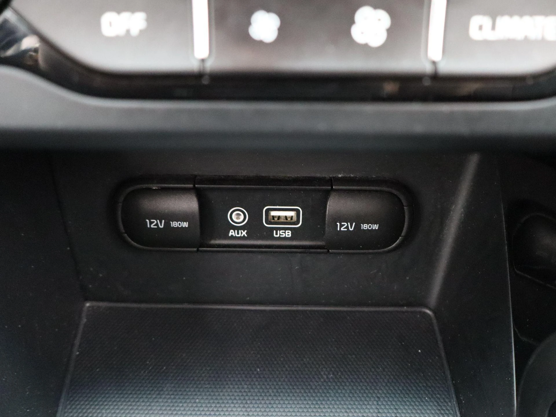 Kia-Niro-image-18