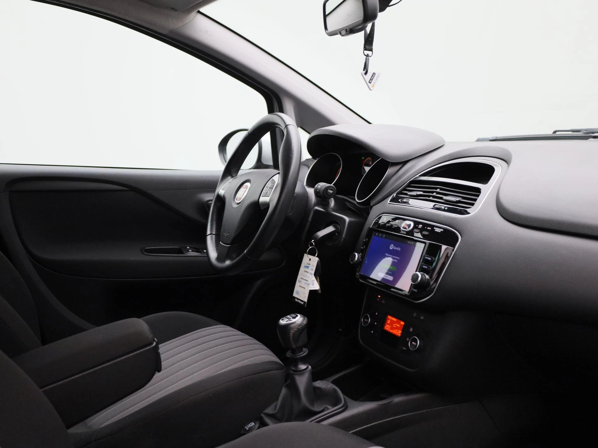 Fiat-Punto-image-27