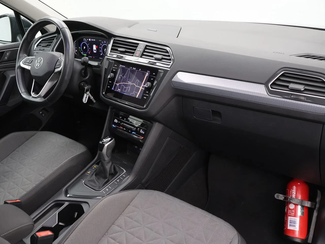 Volkswagen-Tiguan-image-3