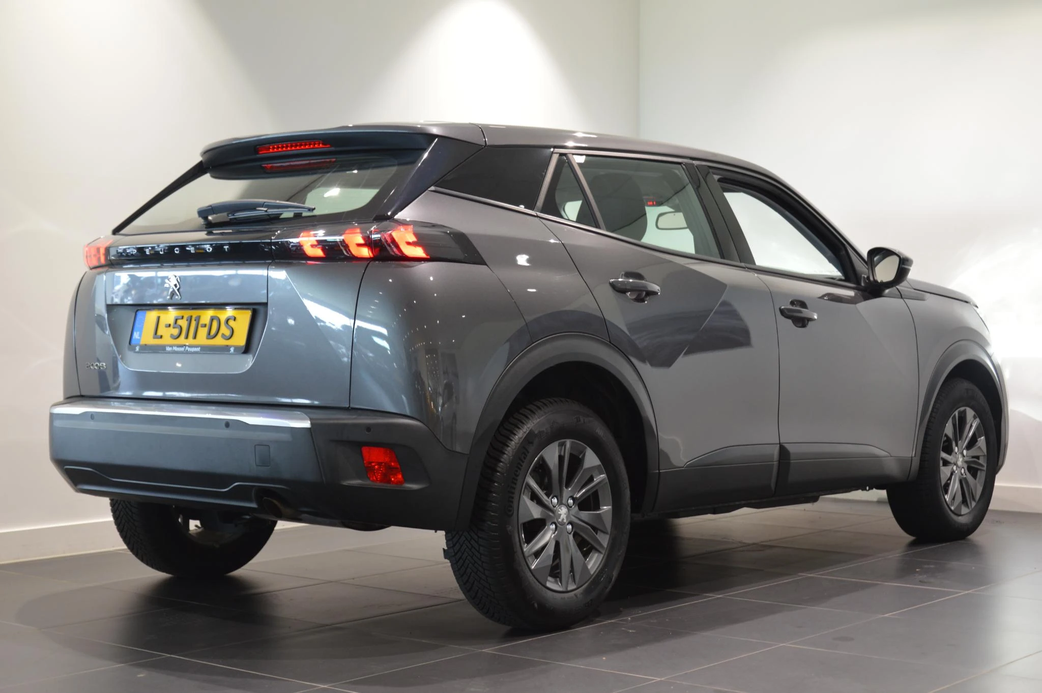 Peugeot-2008-image-4
