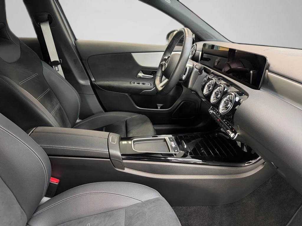 Mercedes-Benz-A-Klasse 200-image-15