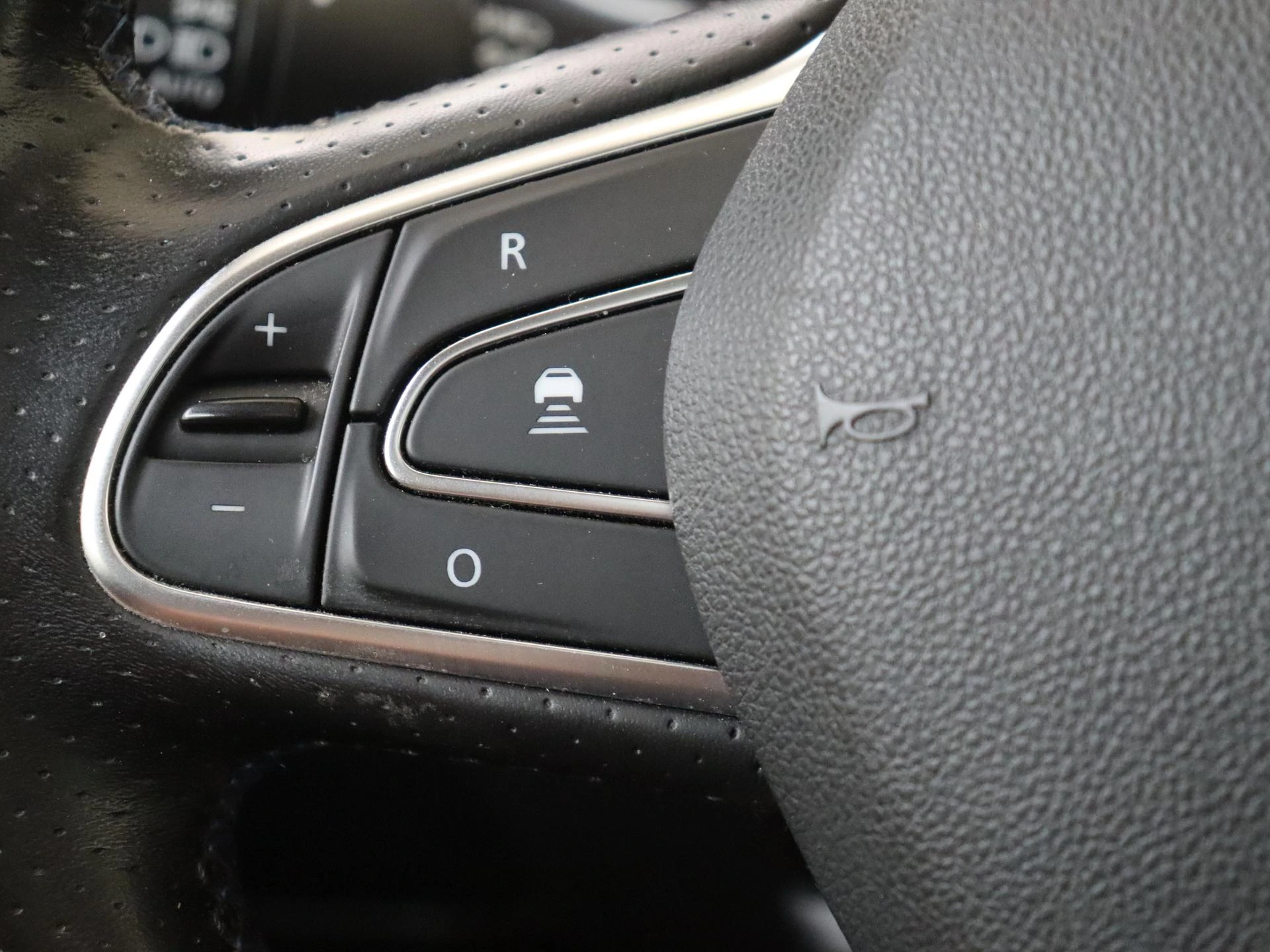 Renault-Mégane-image-12