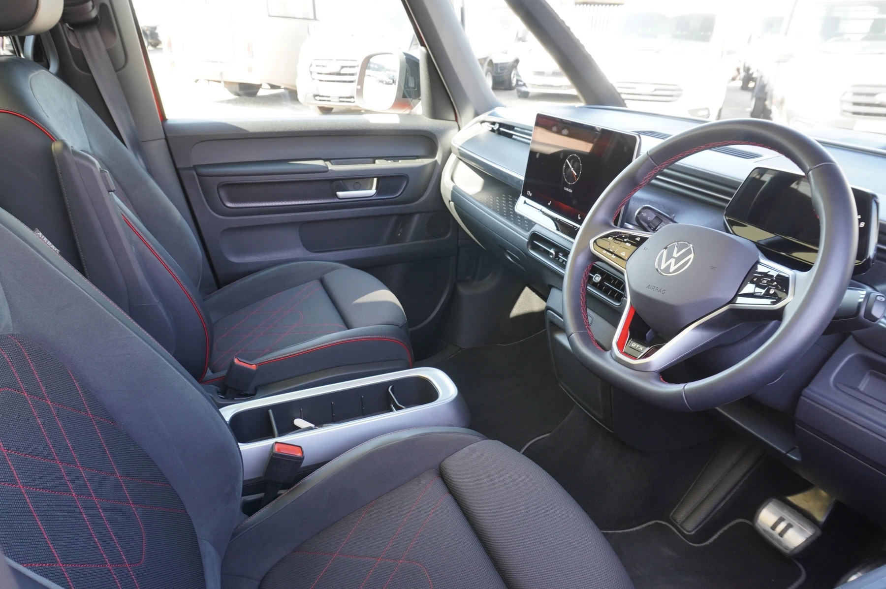 Volkswagen-ID. Buzz-image-5