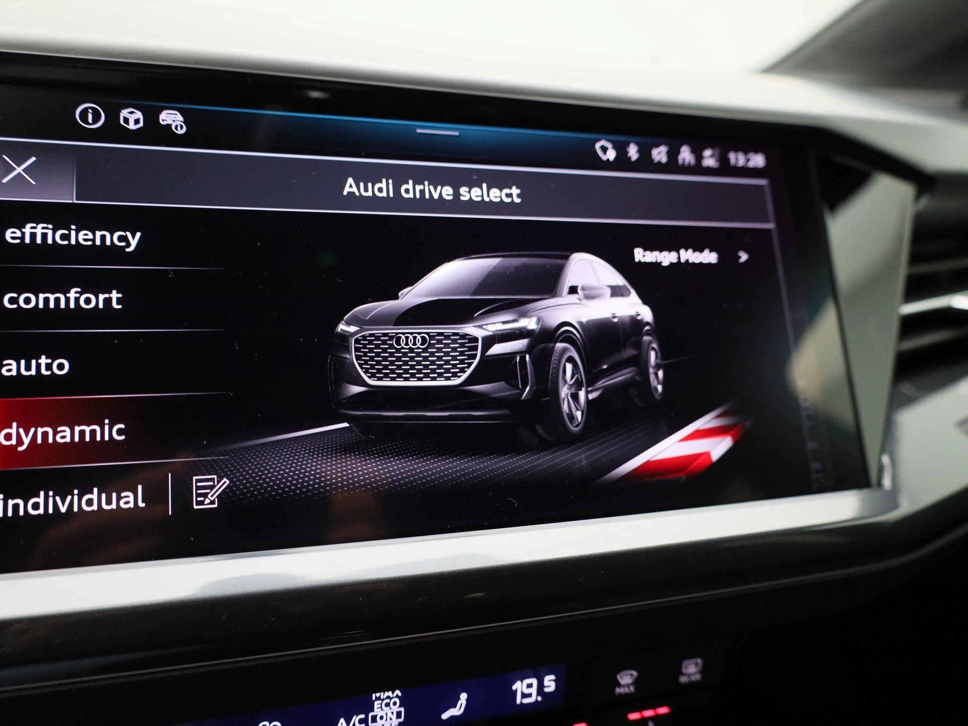 Audi-Q4 e-tron-image-25