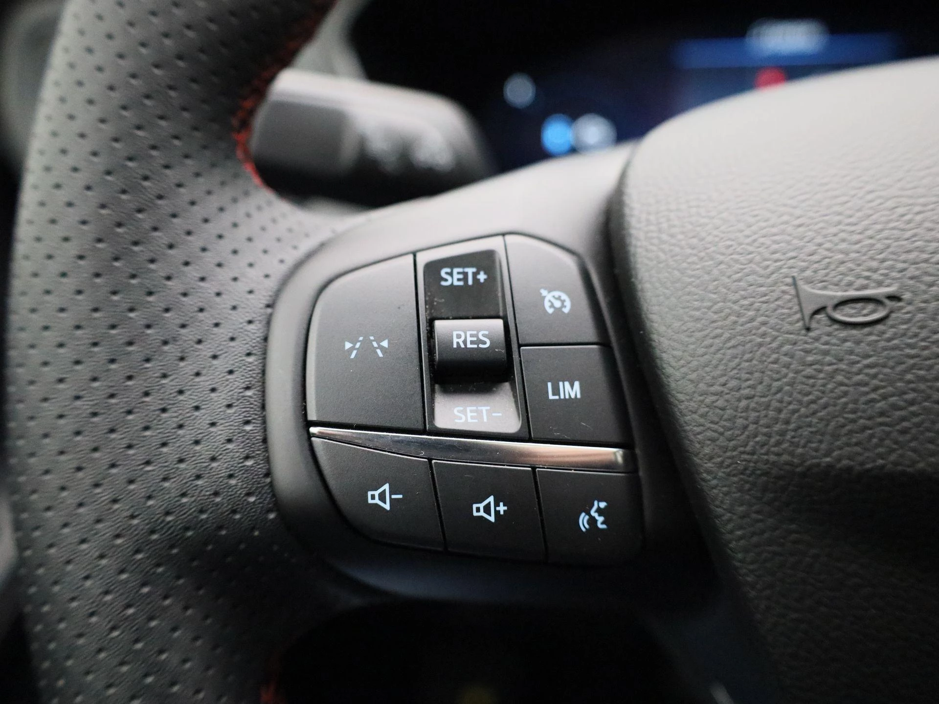 Ford-Kuga-image-21