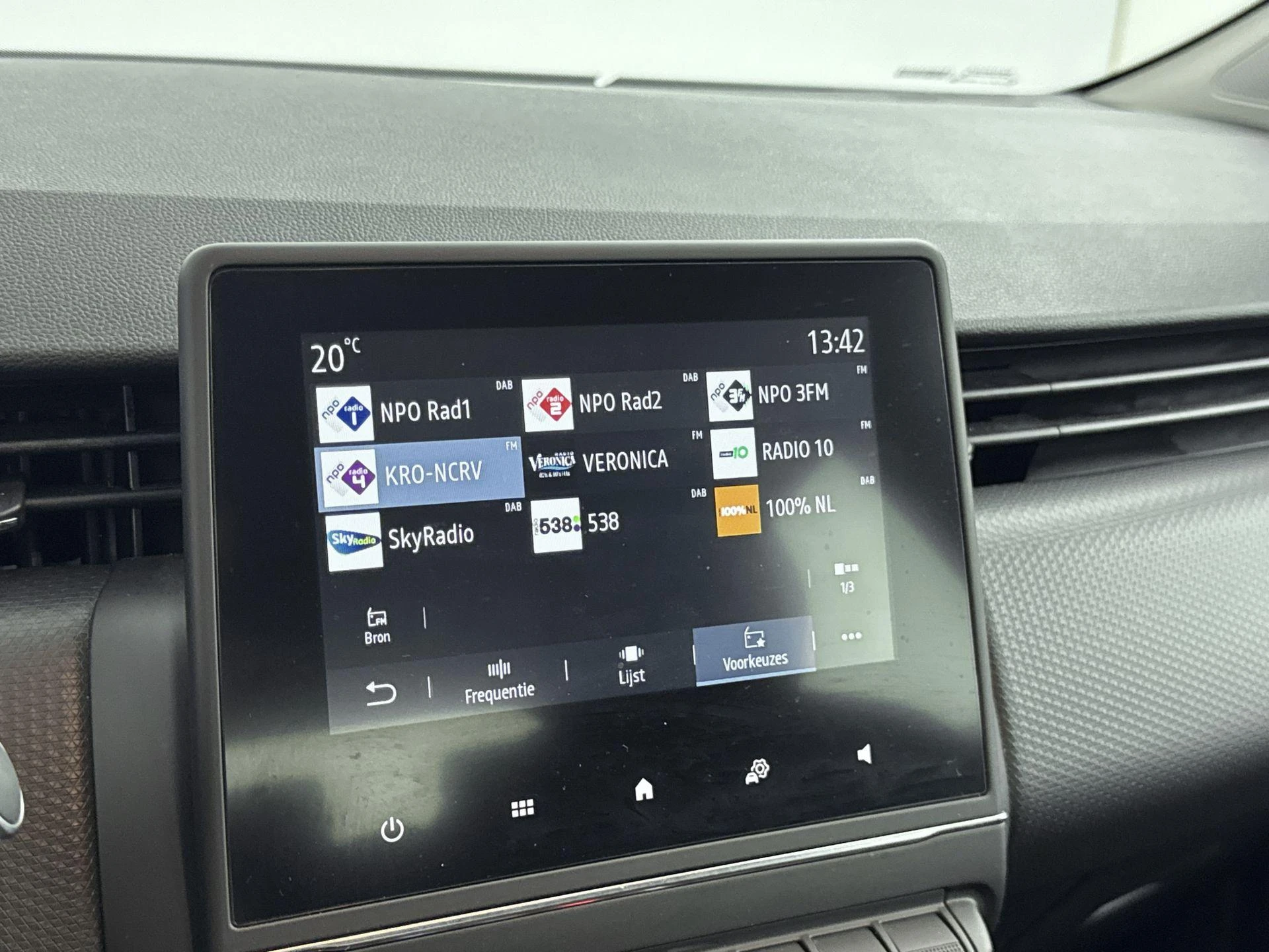 Renault-Clio-image-6