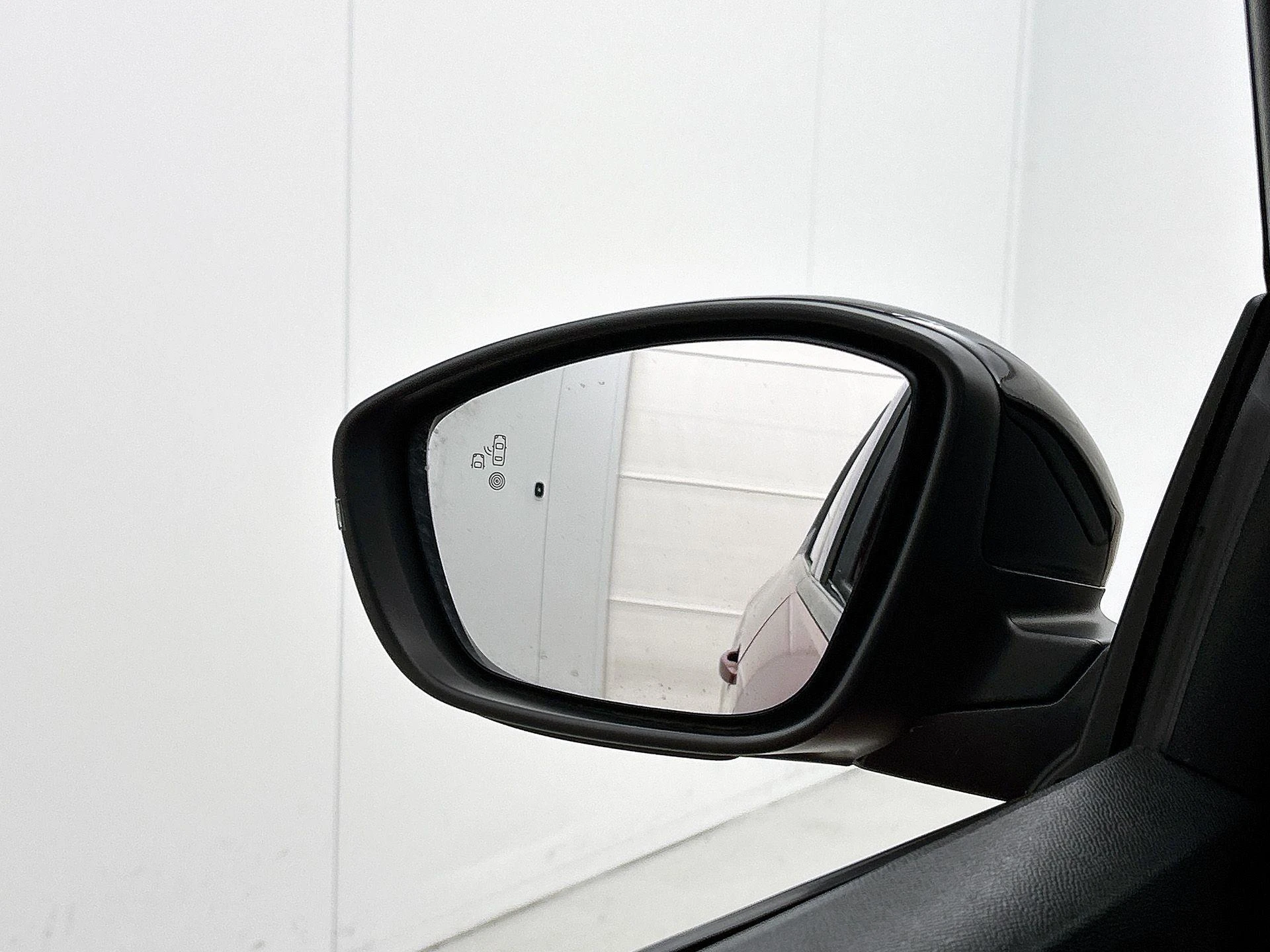 Opel-Corsa-e-image-18