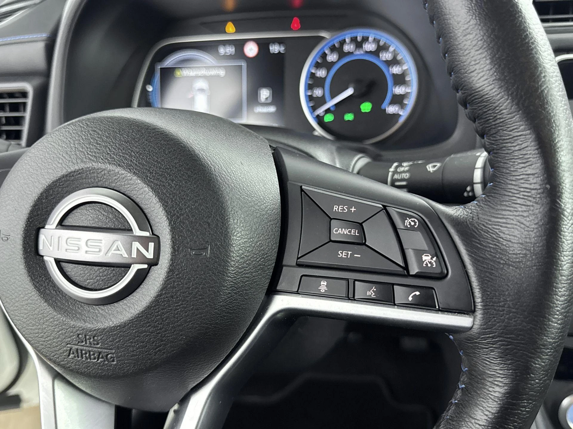 Nissan-Leaf-image-5