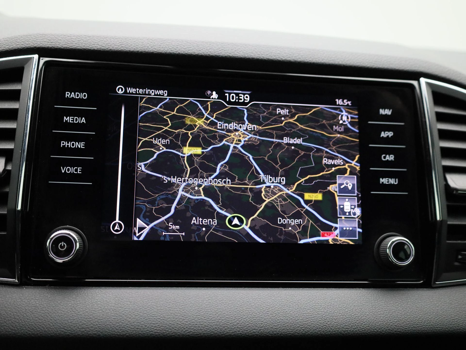 Škoda-Karoq-image-15