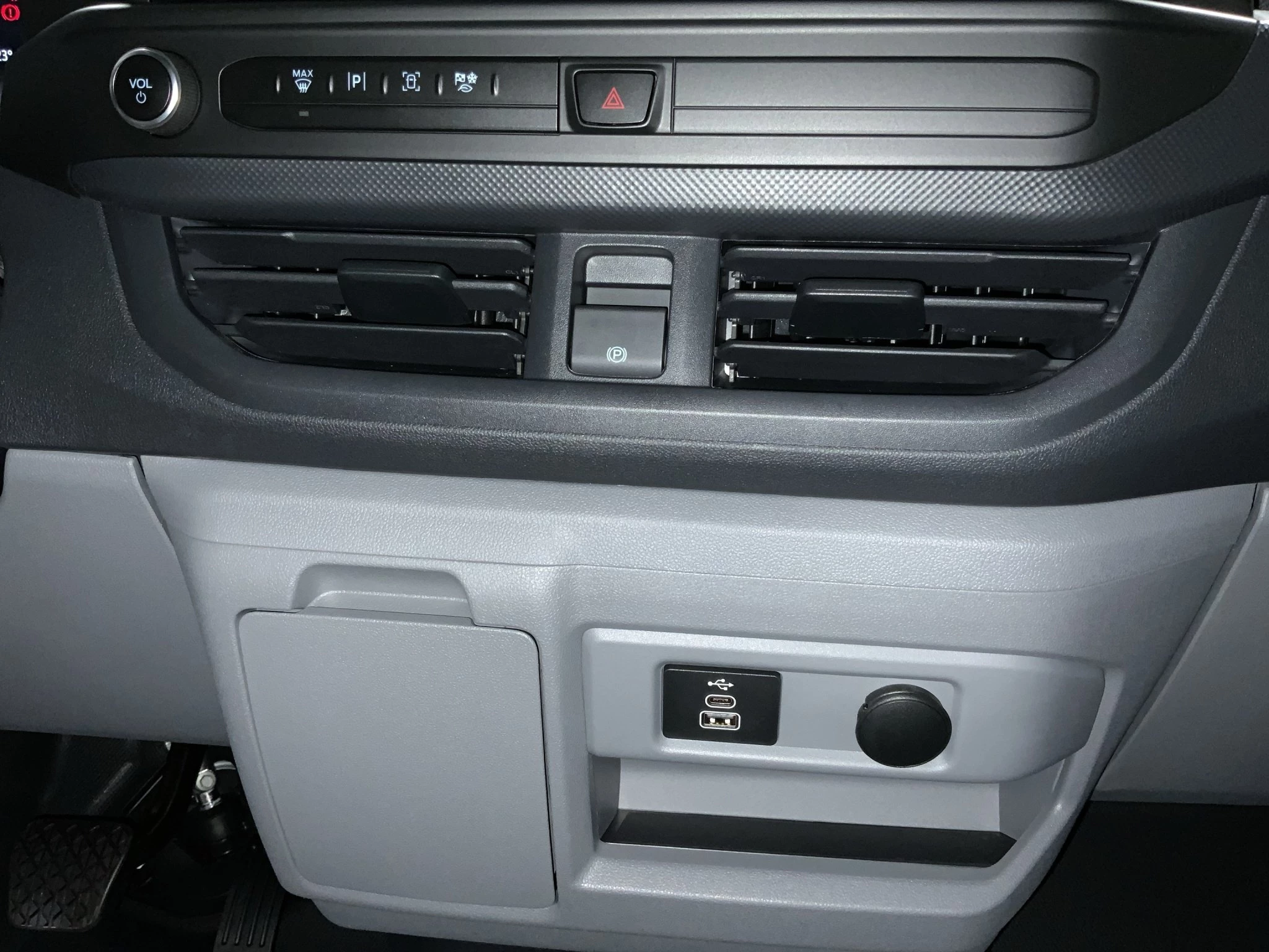 Ford Transit Custom Trend 320 L1 Automatik MJ 2026.50 *Aktionspreis ab Lager bis zum 30.06.2026*