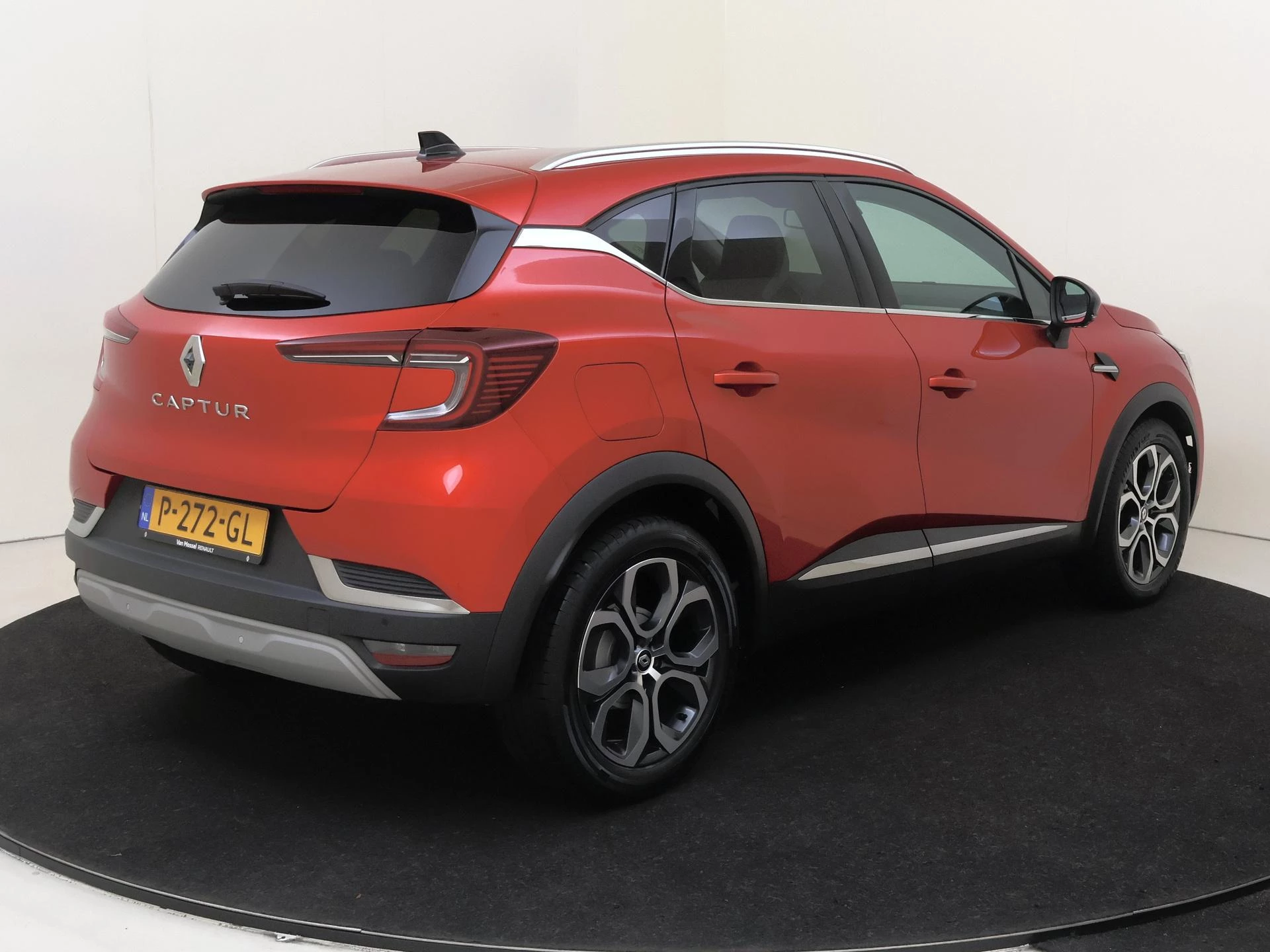 Renault-Captur-image-3