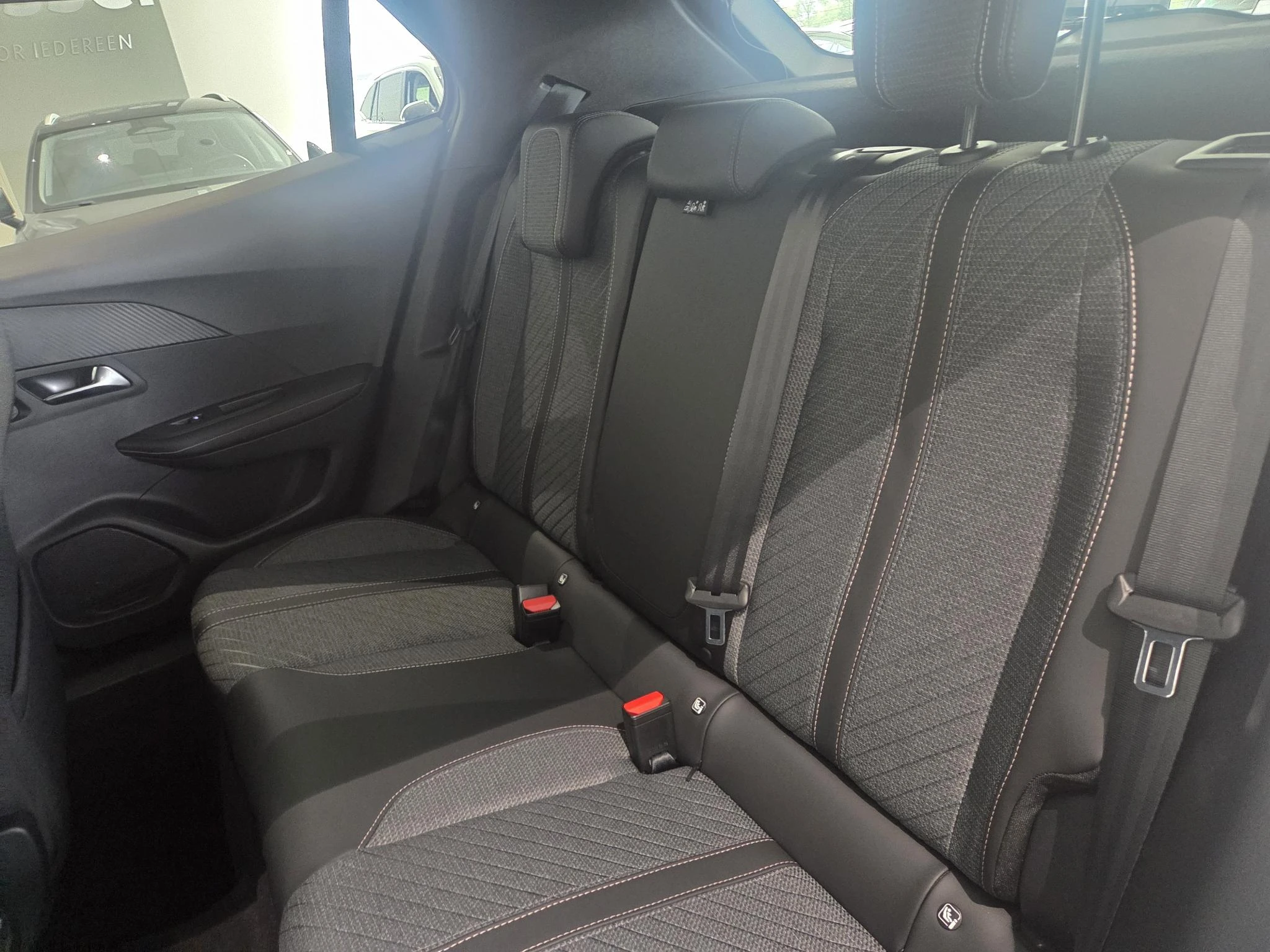 Peugeot-2008-image-15