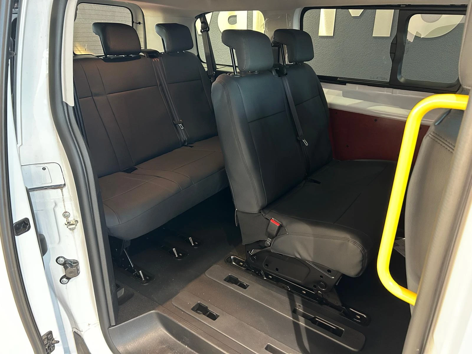 Citroën-ë-Jumpy-image-16