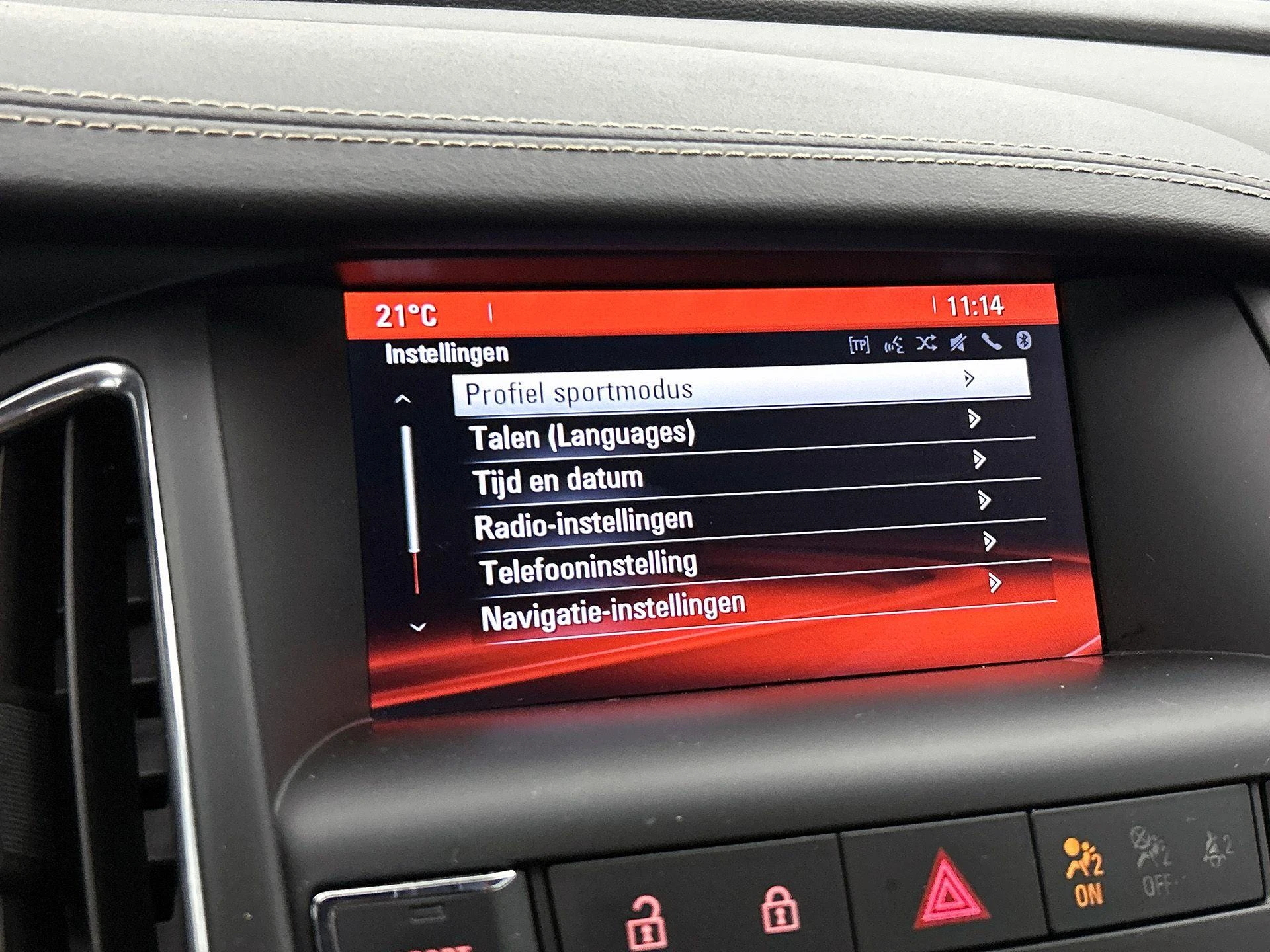 Opel-Cascada-image-8