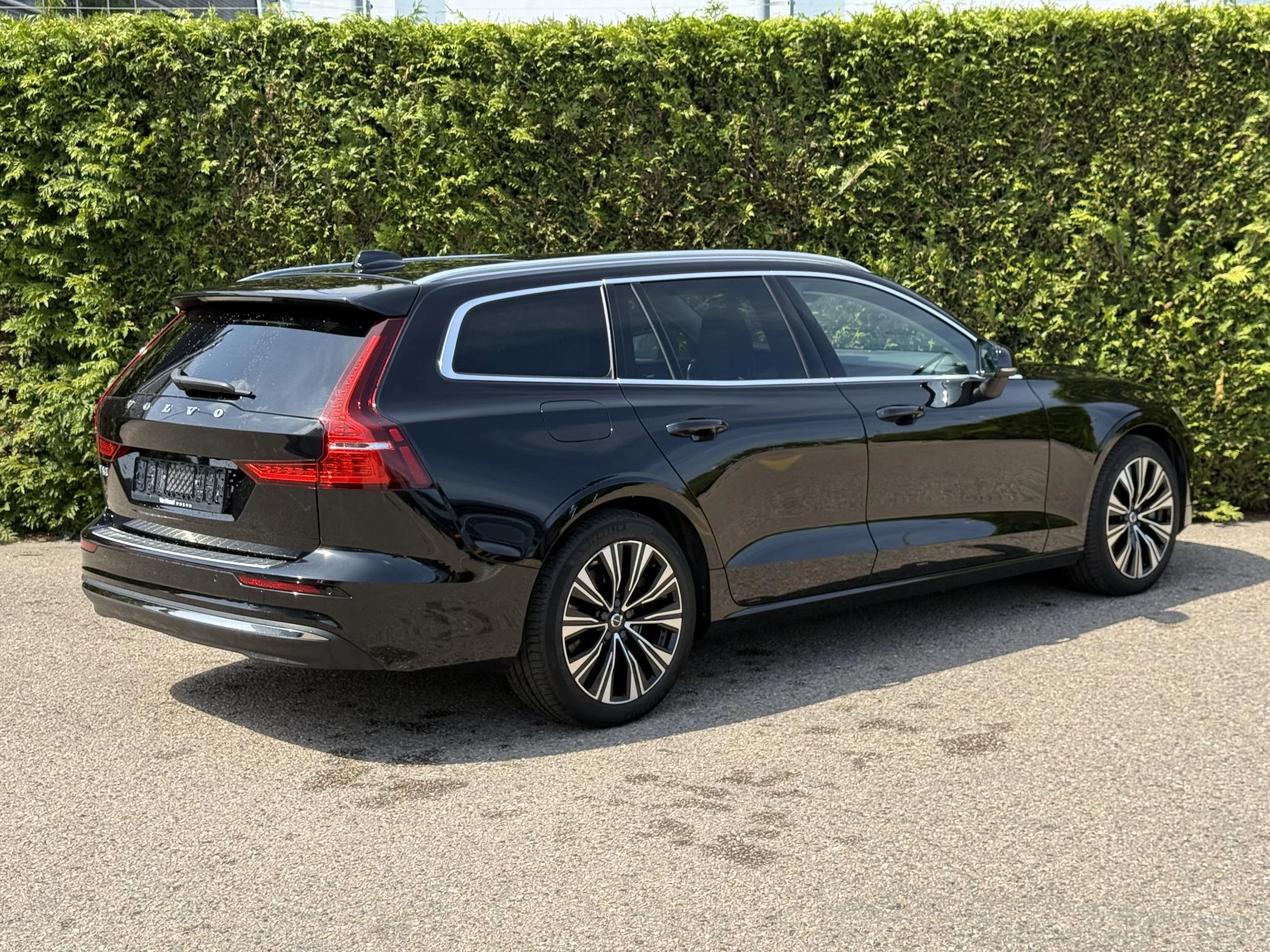Volvo V60 T6 Plug-in hybrid AWD Ultimate Bright