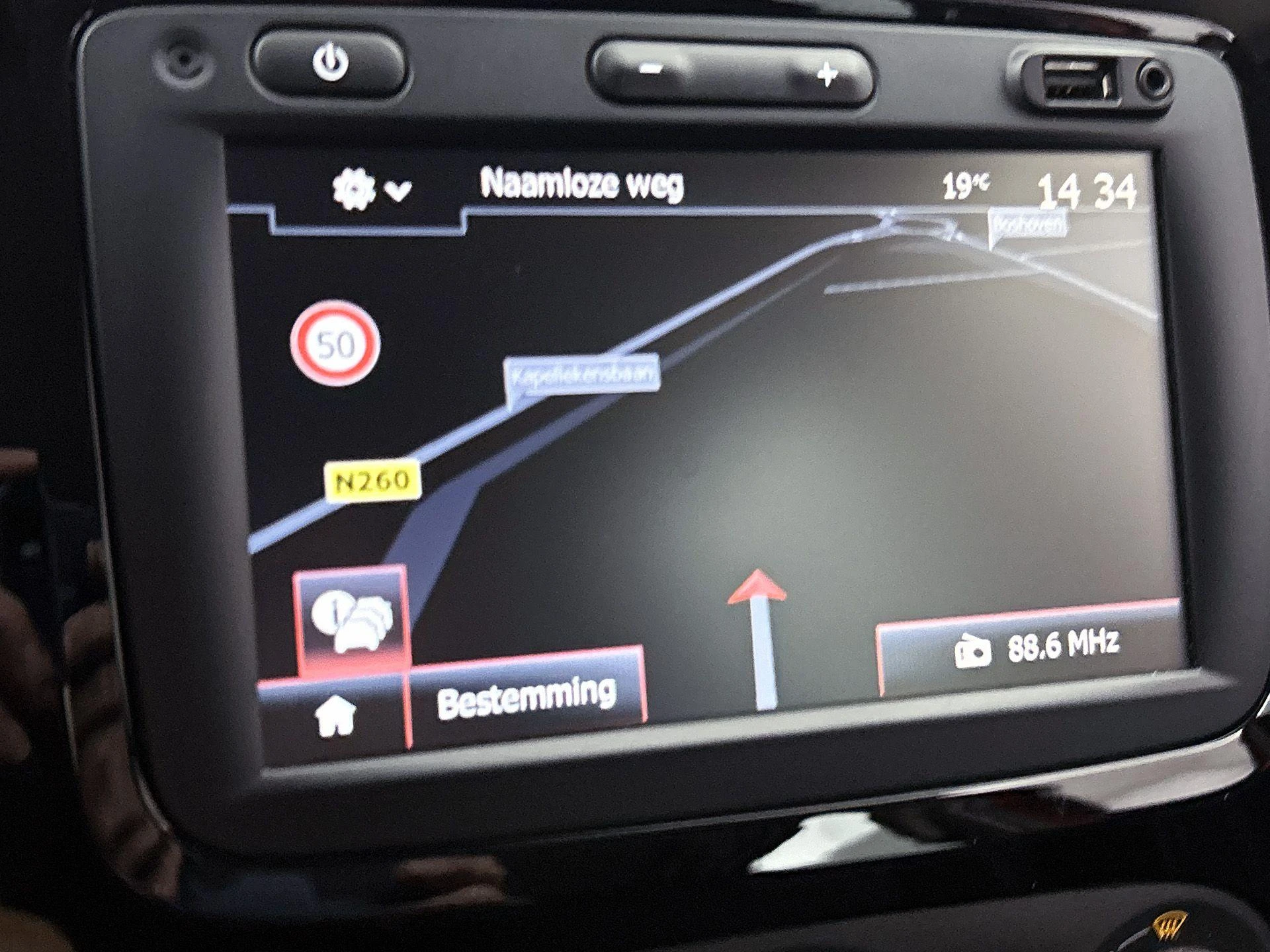 Renault-Captur-image-31