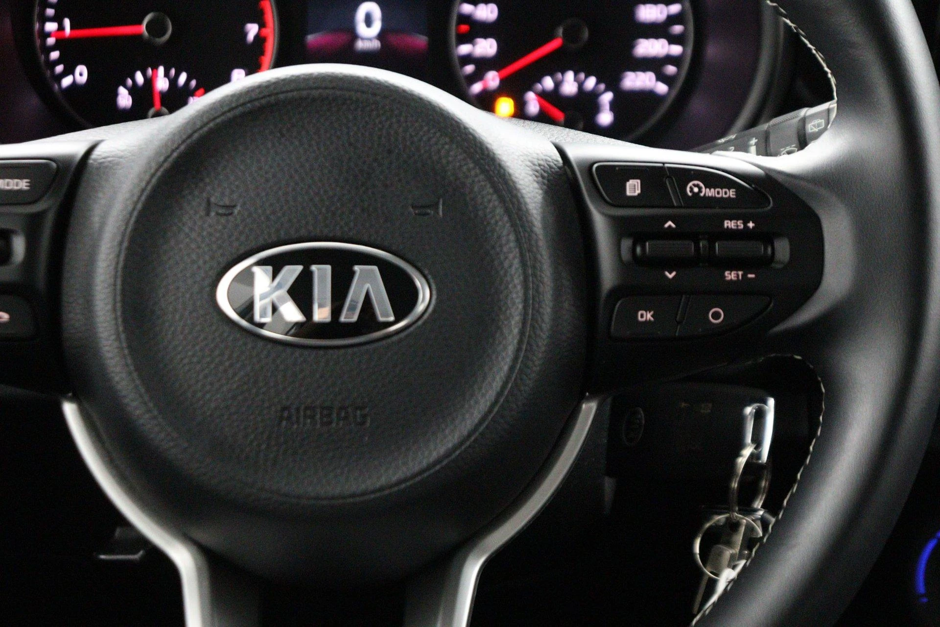 Kia Picanto 1.0 DPi DynamicLine Automat |