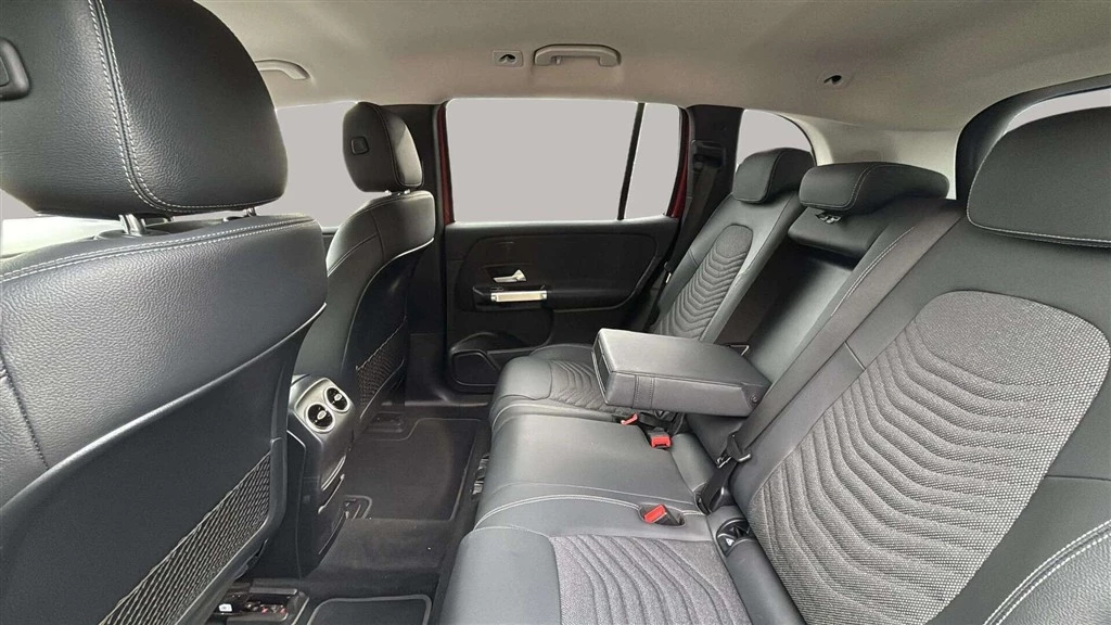 Mercedes-Benz EQB 300 EL Advantage 4Matic 228HK 5d Aut.