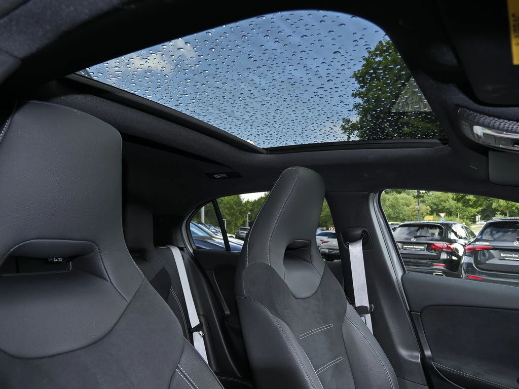 Mercedes-Benz-A-Klasse 200 d-image-14