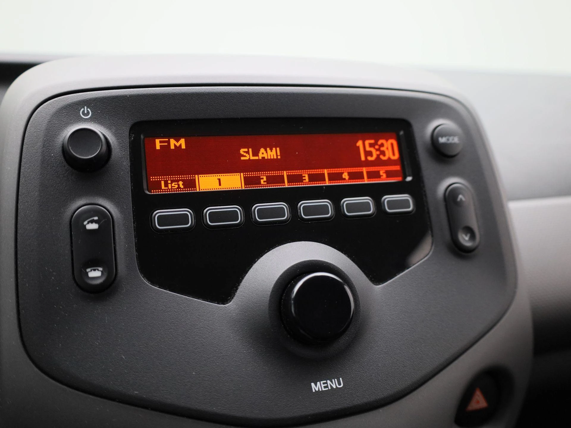 Peugeot-108-image-21