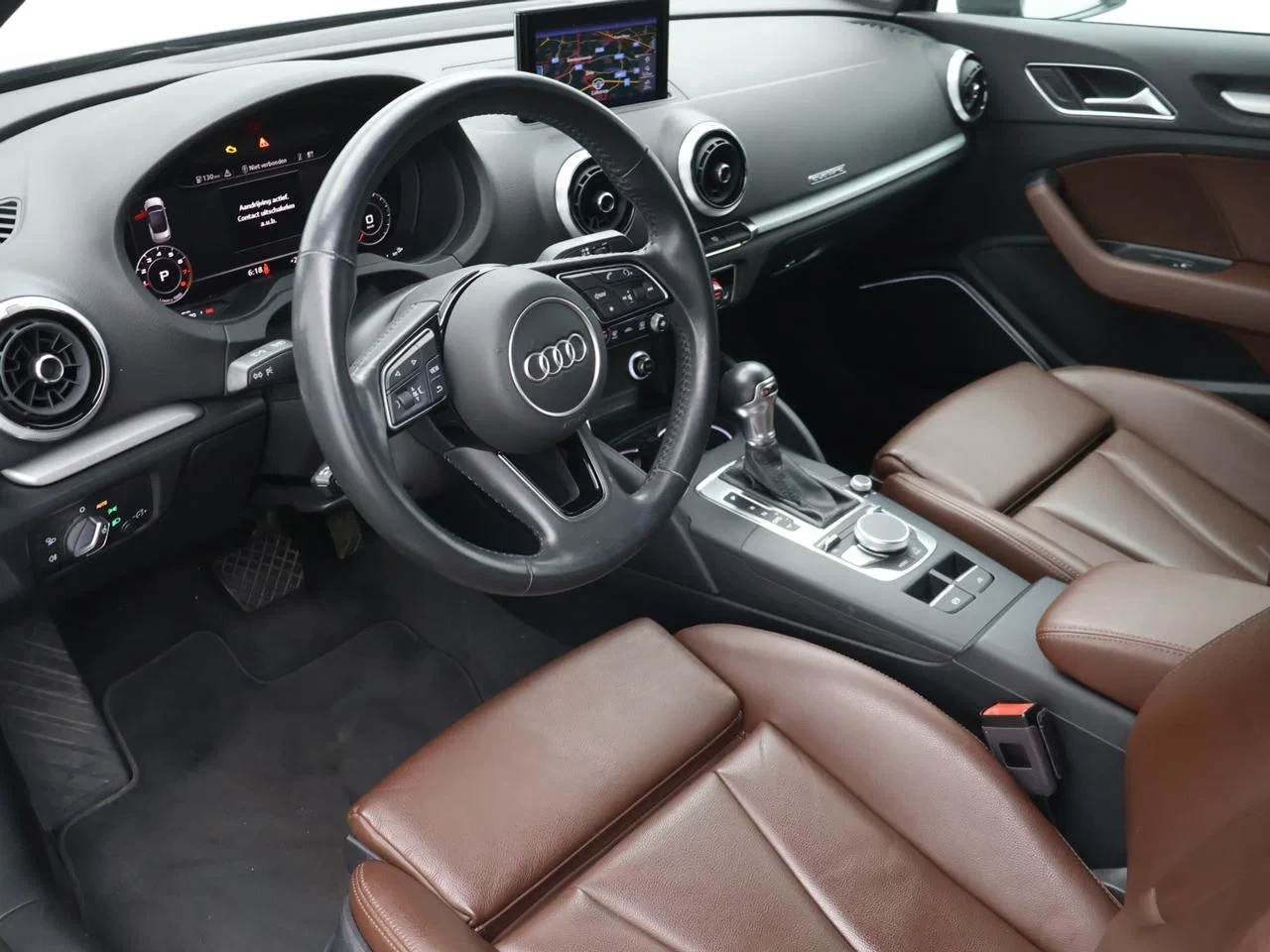 Audi A3 Cabriolet Audi A3 Cabriolet 40TFSI QUATTRO 190PK *AUTOMAAT*BRUINE LEDER*CRUISE*VIRTUAL COCKPIT*NAVI*APP-CONNECT*...*