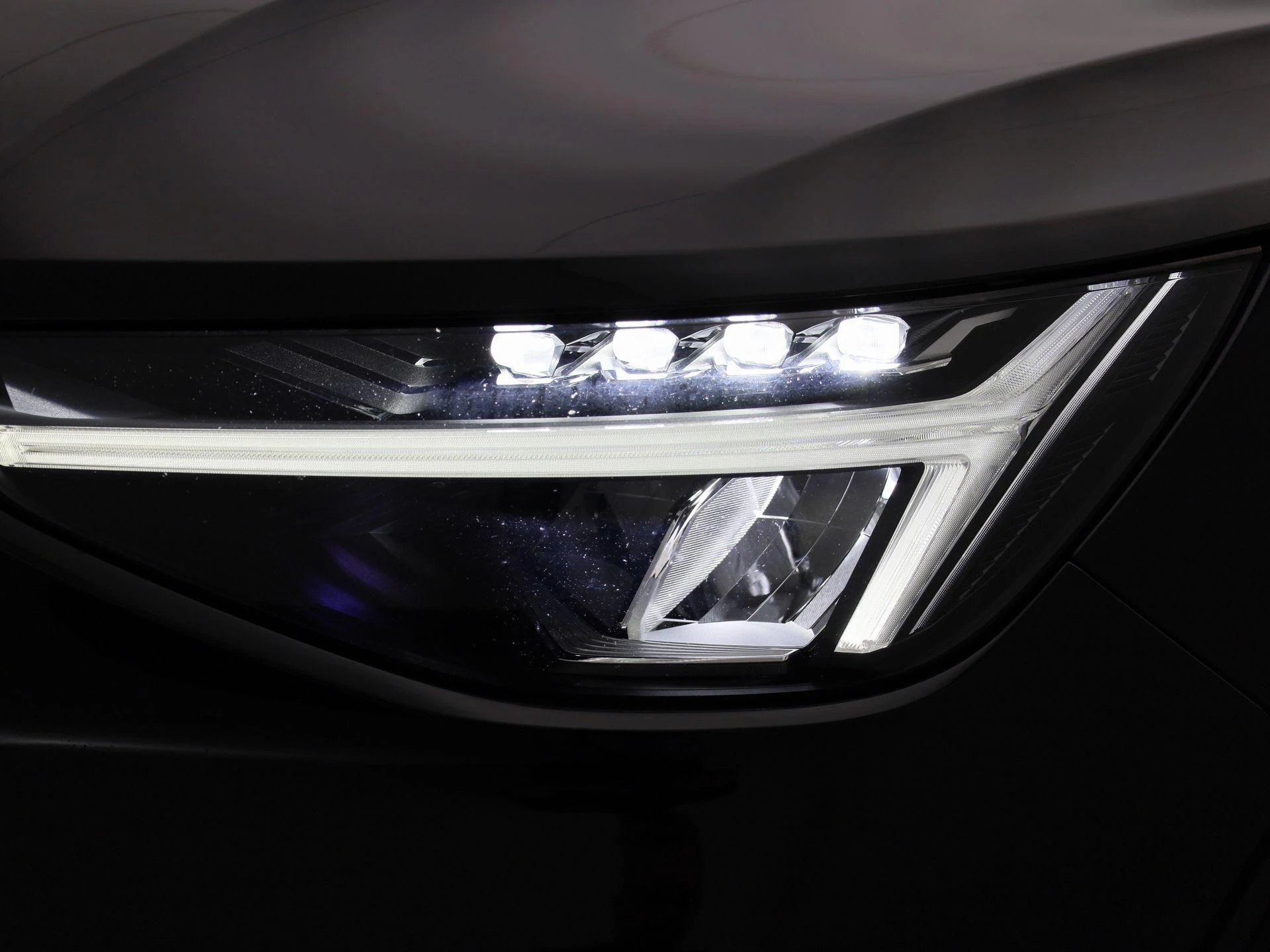 Volvo-XC40-image-14