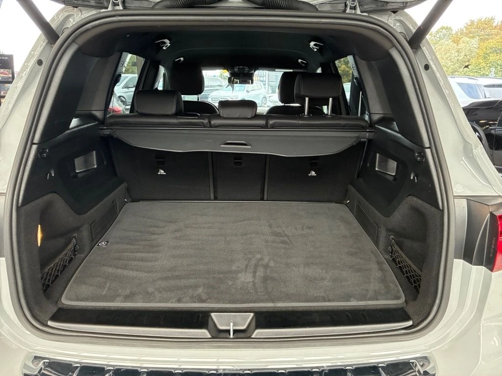 Mercedes-Benz-GLB 200-image-13