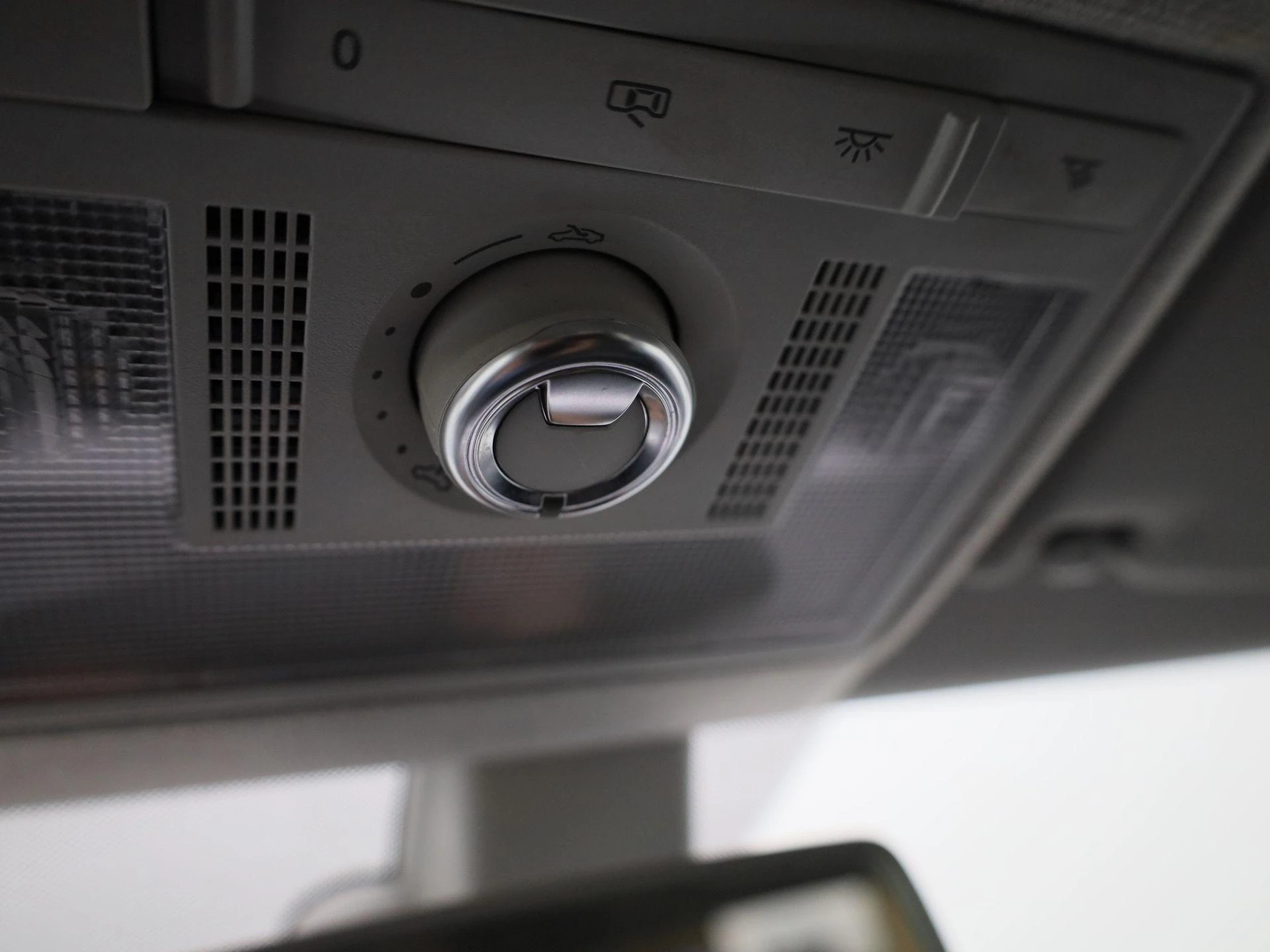 SEAT-Mii-image-17