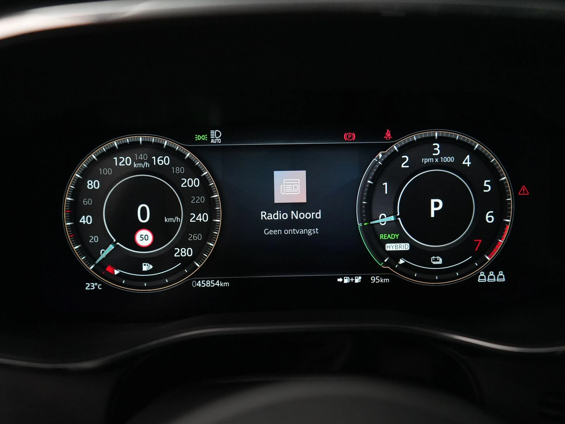 Jaguar F-PACE 2.0 P400e PHEV R-Dynamic Black